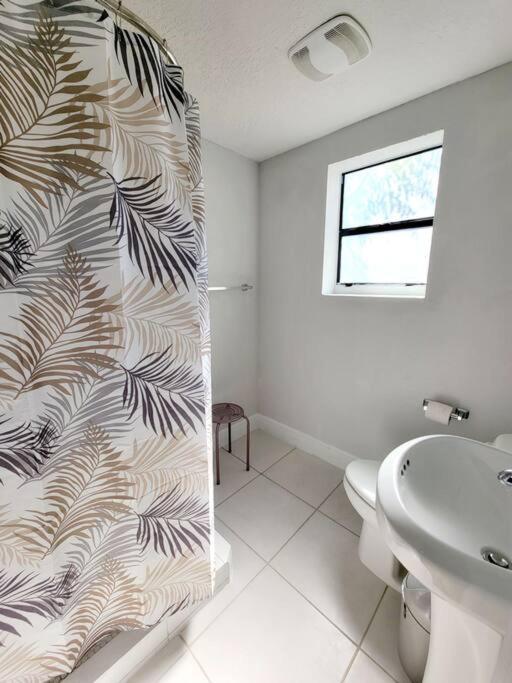 Lovely Near Brickell 3 *